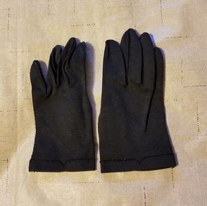 Vintage Crescendoe Black Gloves